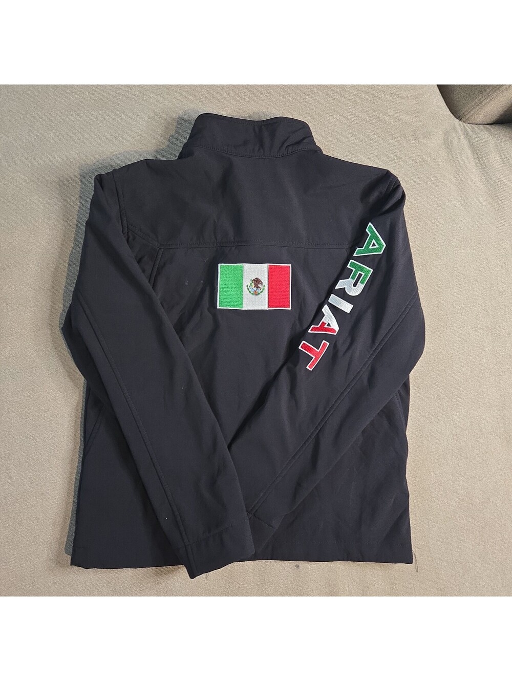 Ariat Team Softshell Mexico Jacket Youth Boys Large/12 Ariat Tek Water Repellent